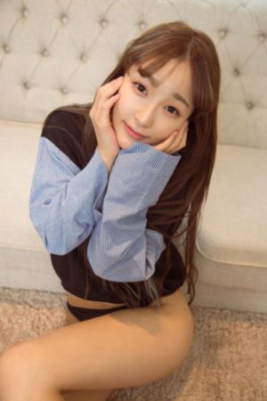女子自称长得好看不想排队